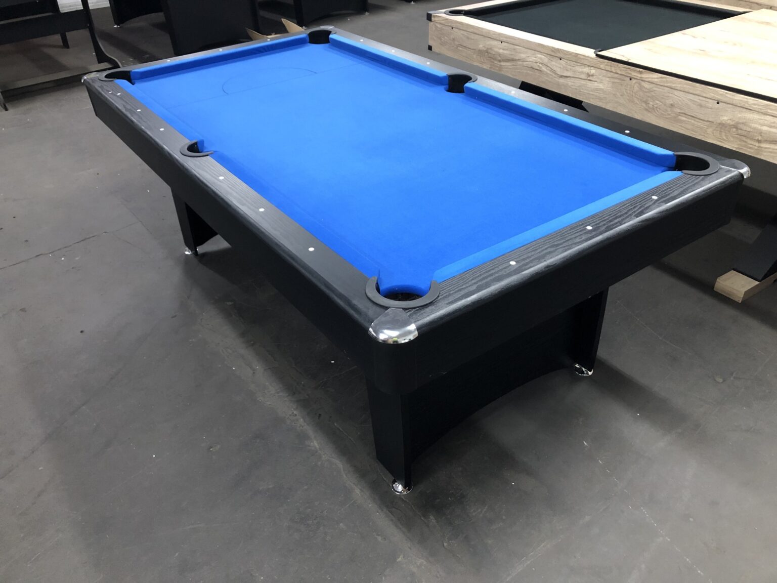 1 Best Value! 7ft Pool Table With Table Tennis & Dining!