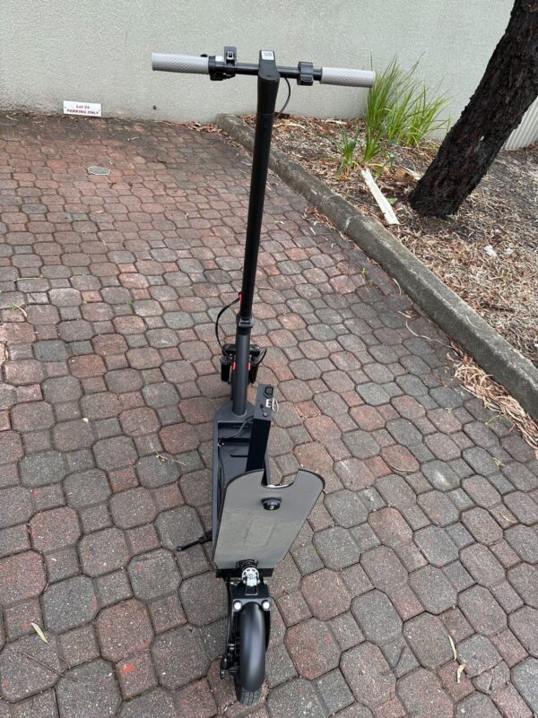 New 2023 Electric Scooter 1100W 45km/h 100km Range GPS track Google - Image 10