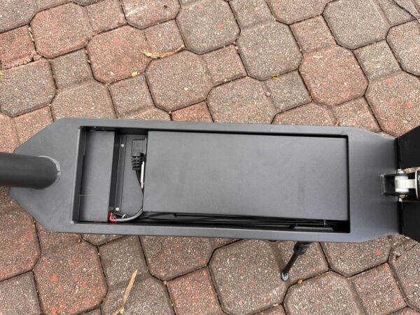 New 2023 Electric Scooter 1100W 45km/h 100km Range GPS track Google - Image 16