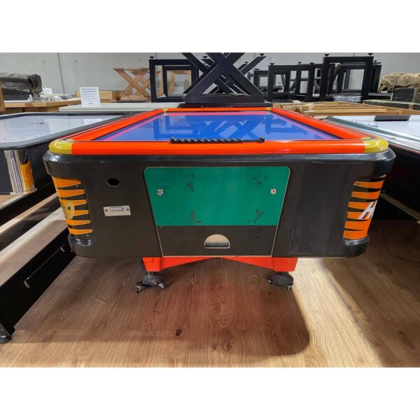 2ND HAND 7.6X4FT COMMERCIAL QUALITY AIR HOCKEY TABLE