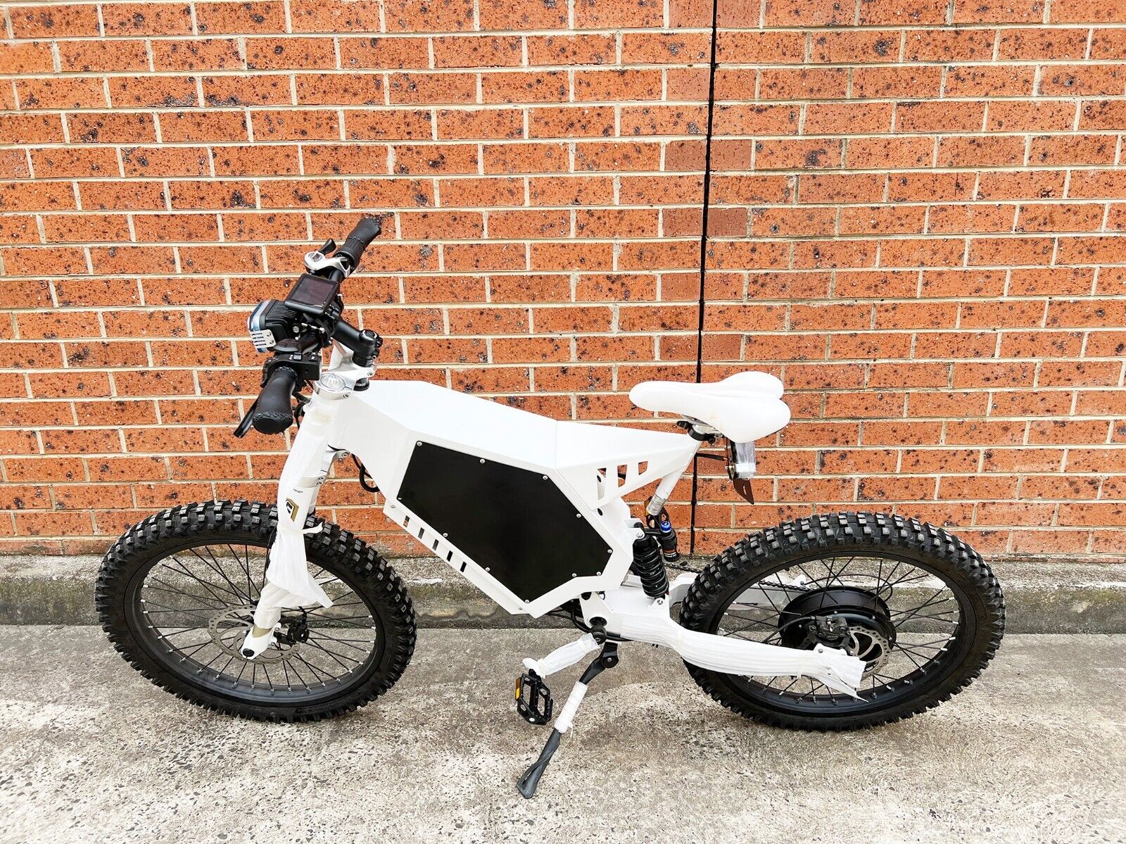 Demo Electric Bicycle Ebike 72V 5000W Mountain Bike 26AH lithium Battery Pick on